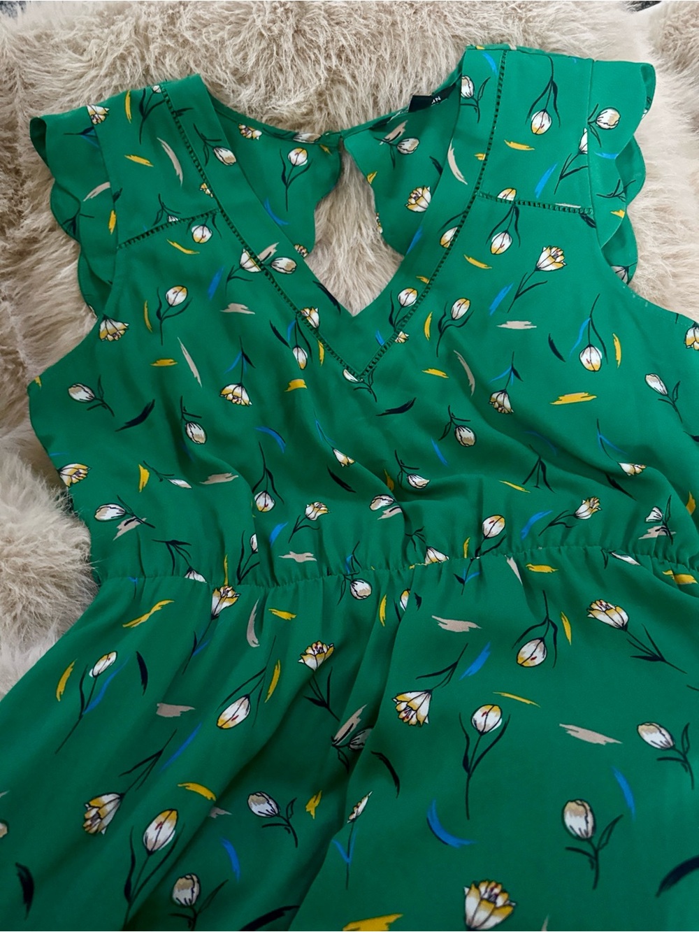 NWOT 41 Hawthorn Green Floral V-Neck Ruffle Sleeve Dress - Picture 4 of 4